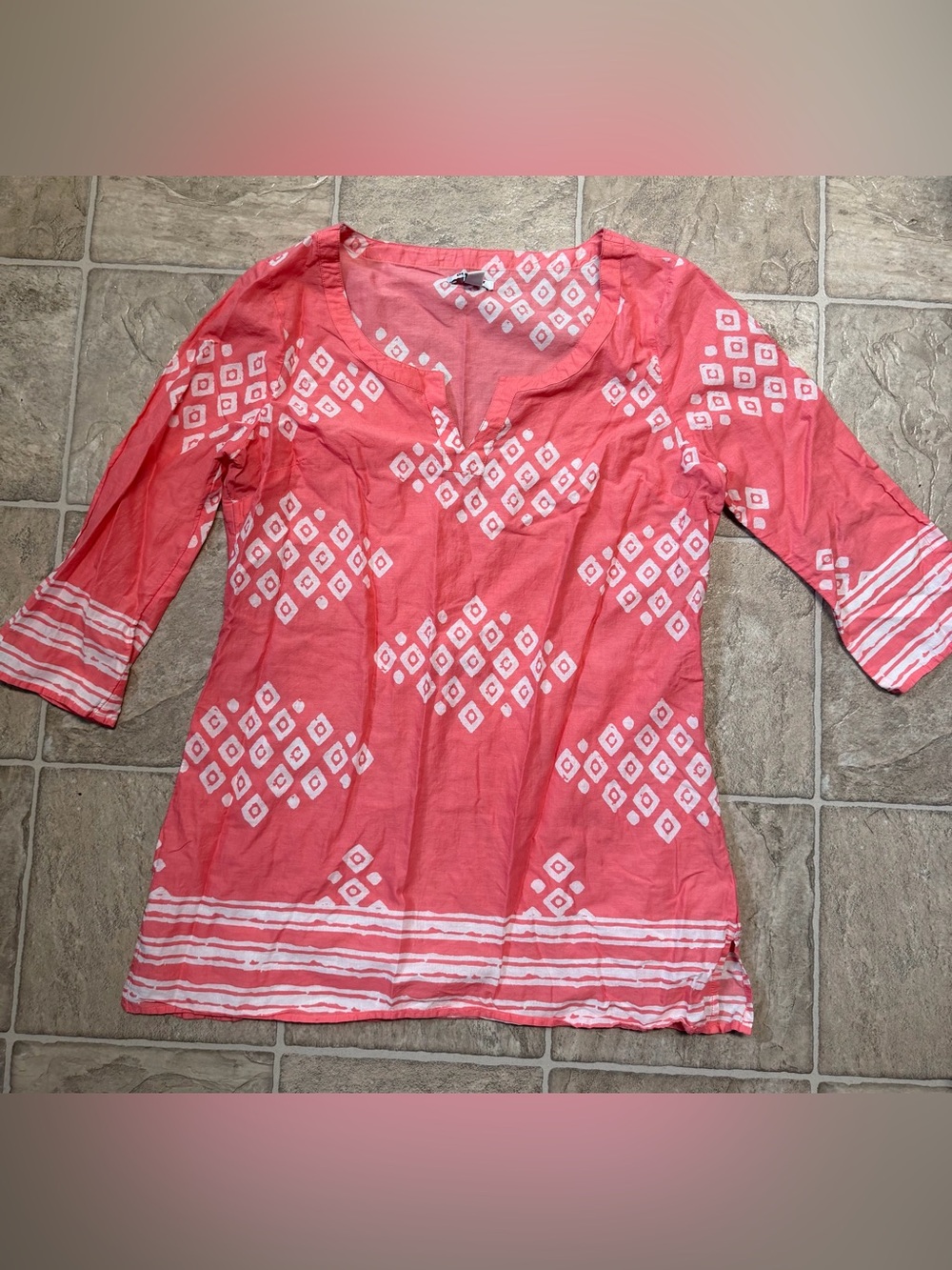 Old Navy Women’s Coral Diamond-Print Tunic Top